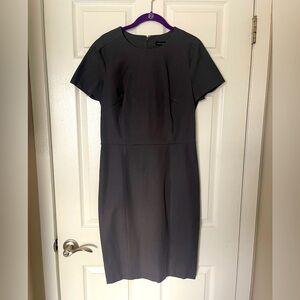 Banana Republic NWT- Size 12- stretch, structured dress